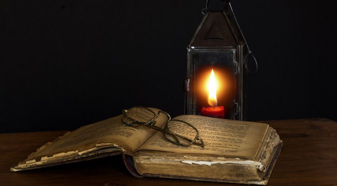 old-books-1237619_960_720
